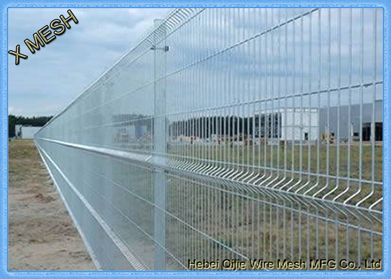 Dây mạ kẽm 3D Bảo mật Hàng rào kim loại cong PVC tráng dẻo và bền