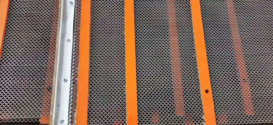 Stainless Steel Crimped Wire Mining Sieve Vibrating Screen Mesh (Mạng lưới màn hình rung động) 6