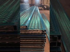 Tấm ván kim loại đục lỗ có răng cưa S235 có rãnh chịu lực nặng cho lối đi