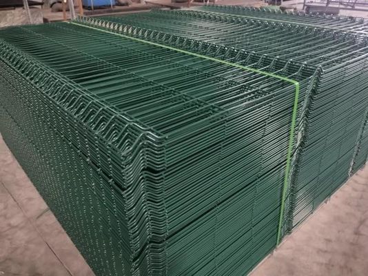Bảo mật Curved Metal hàng rào PVC phủ 50x200mm