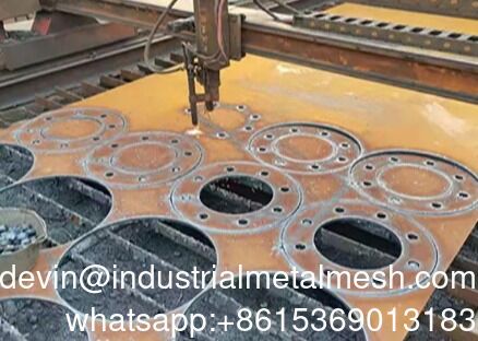 Tấm thép carbon SS400 đục lỗ dùng cho tấm sàng