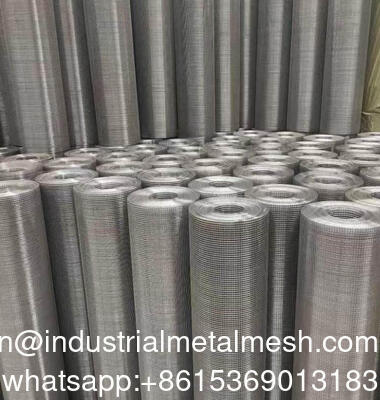 Hàng rào dây thép mạ kẽm PVC tráng lỗ vuông cuộn lưới thép hàn cho gà