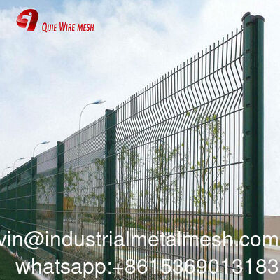 Powder Coated 3D Curved Welded Wire Mesh Fence Rust Resistant Weatherproof Durable Garden Fence Panel for Residential B