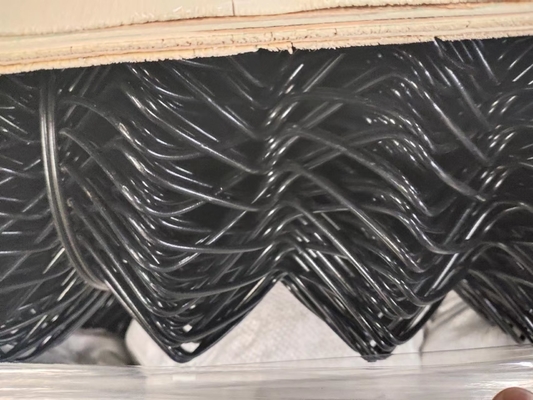 2 inch mở hàng rào liên kết chuỗi phủ Vinyl màu đen cho thể thao
