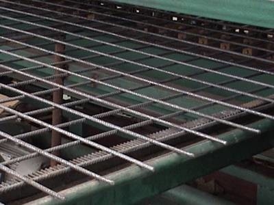 Lưới dây sắt 6mm Bảng điều khiển lưới mạ kẽm 2x2 cho hàng rào