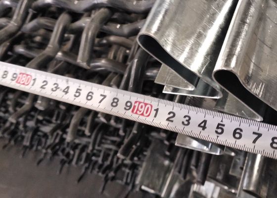 Lưới thép dệt uốn bằng thép carbon cao Rung