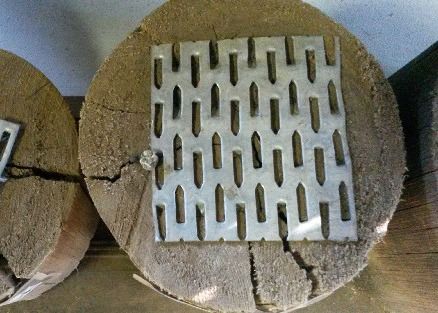 13.5mm Chiều dài của Spikes chống chia tấm kim loại tấm móng 1mm mạnh mẽ