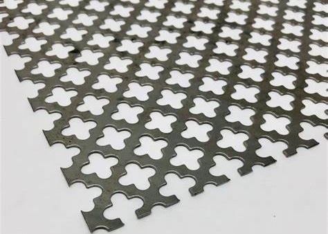 Độ dày 6mm Full Leaf Clover Pattern Bảng kim loại lỗ