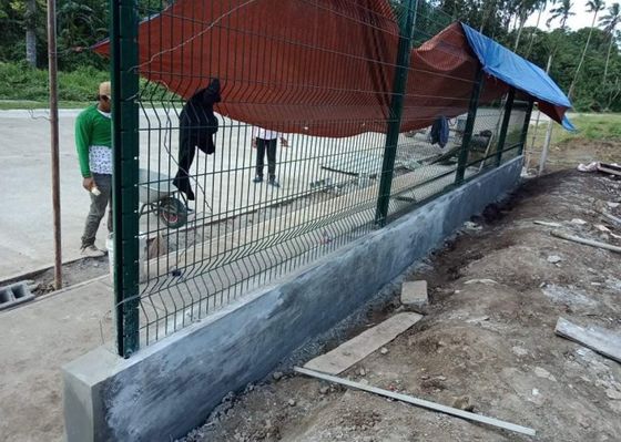 3d Curved Metal hàng rào PVC phủ hàn lưới cho vườn