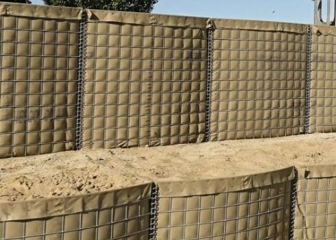 Dây mạ kẽm hàn Hesco Bastion Wall cho lũ lụt tường phòng thủ