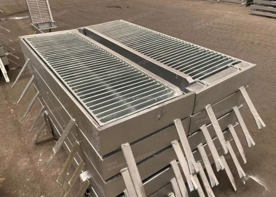 LTA Động cơ Ramps ốp phủ hoặc thoát nước S275jr ốp phủ rãnh điện tấm cho thoát nước