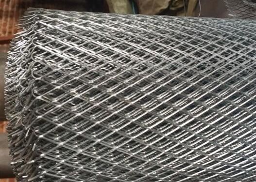 Honeycomb dẹt 11,15kg / M2 Trọng lượng mở rộng Lưới kim loại 4x8