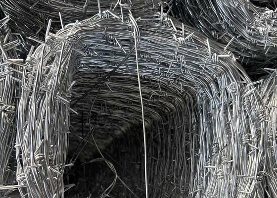 Dây thép gai mạ kẽm bằng nhựa quân sự 2.0mm 10 Máy đo