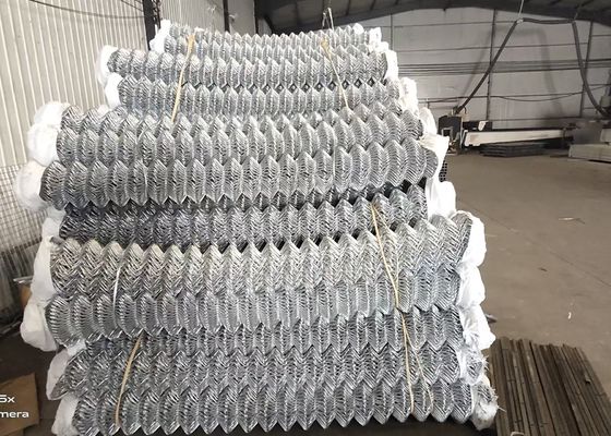 1 * 1 1,2m Cánh đồng trang trại Dây thép mạ kẽm Liên kết vải Hàng rào