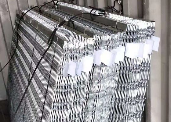 Bộ lọc không khí Lưới kim loại mở rộng lỗ nhỏ cho Skylight Guards