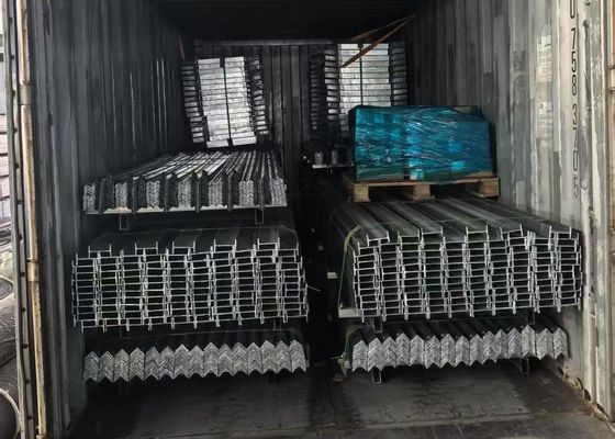 W Profile Hàng rào Palisade mạ kẽm nhúng nóng 2400hx2300l cho tháp di động