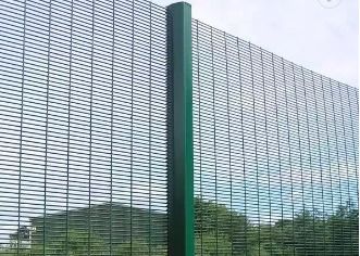 Công việc nặng giá rẻ nhựa kim loại vườn nhà tù nhà ga đường sắt an ninh cao 358 chống leo núi hàng rào lưới dây để bán