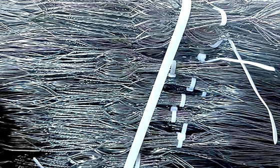 Hàng rào dây không phô trương MZP Putanka 10x5x1.4m Dây carbon mạ kẽm