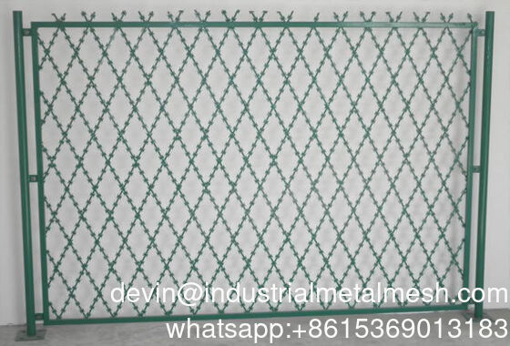 Factory Anti Climb Stainless Steel Diamond Welded Razor Barbed Wire Mesh