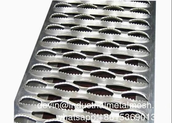 Thép không gỉ nhôm Grating Grip Strut thang tread chống trượt Dimple tấm cho thang thang