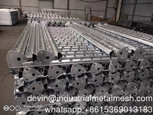 8X6FT 3D Hot Dipped Galvanized Anti-Climb Mesh Fence