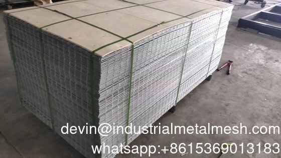 Giá nhà máy 50X50 mm 75 X 75mm 100 X 100mm Galvanized Cattle Welded Wire Mesh Panel