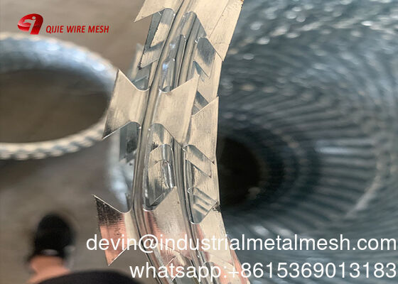 Lưới thép gai dao cạo hàn với kích thước lỗ 75X150mm cho tấm hàng rào