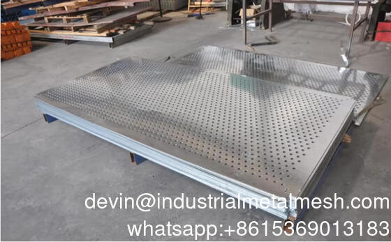 Bảng kim loại lỗ tròn bằng thép không gỉ