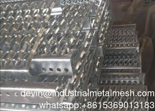 Ghi lông nhôm có sợi dây thắt bằng kim cương với lỗ đục cho chân cầu thang
