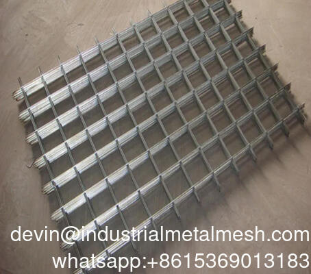 Bảng lưới sợi dây hàn phủ PVC màu xanh lá cây mạ nóng