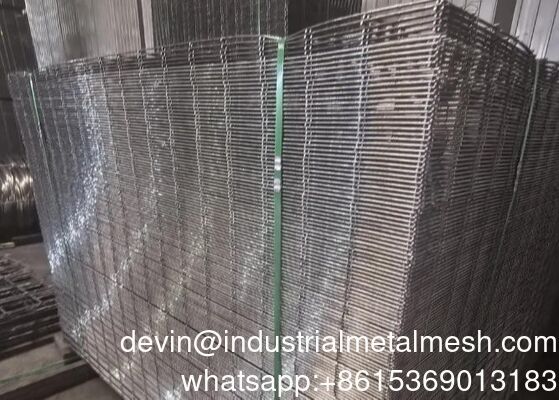 Các tấm hàng rào lưới dây chuyền hàn galvanized