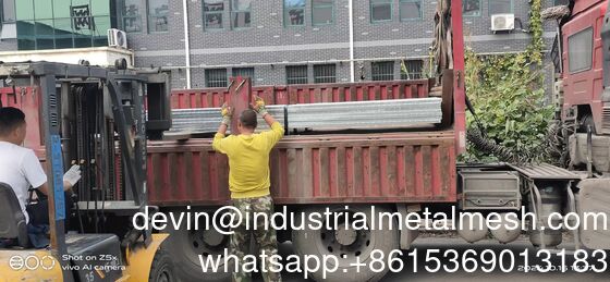Chăm sóc thép cacbon bền với lớp phủ kẽm ngâm nóng