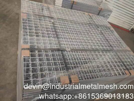 Bảng đi bộ Bậc thang Bước chân Hot-DIP Ống thép không gỉ Grating Bảng thép không gỉ
