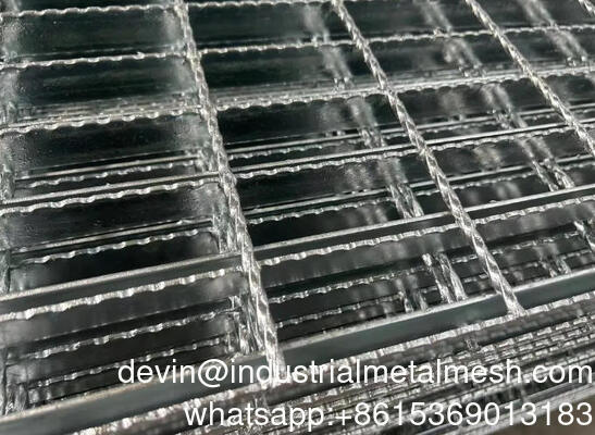 Q235/Q345 Vật liệu Thiết kế hình vuông Lưới thép mạ kẽm cho rãnh lô