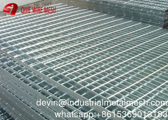 Phổ biến rộng rãi G655 Heavy Duty Press Welded Steel Grating cho Truck Loading Dock & Offshore Platform
