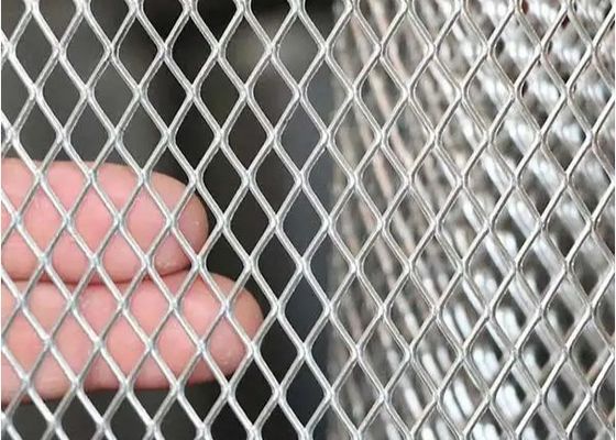 Chế biến căng lưới kim loại mở rộng bằng thép không gỉ