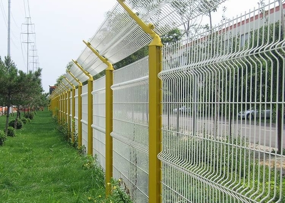 Giá xuất xưởng thép mạ kẽm hàn hàng rào uốn cong 3D kim loại cong lưới thép hàn