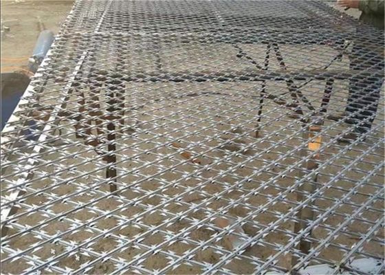 1.6mm Bto-22 Concertina Razor Wire Coils mạ kẽm cho hàng rào dây chống leo núi