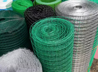 Lưới thép cuộn mạ kẽm nóng cho trang trại Kích thước tùy chỉnh