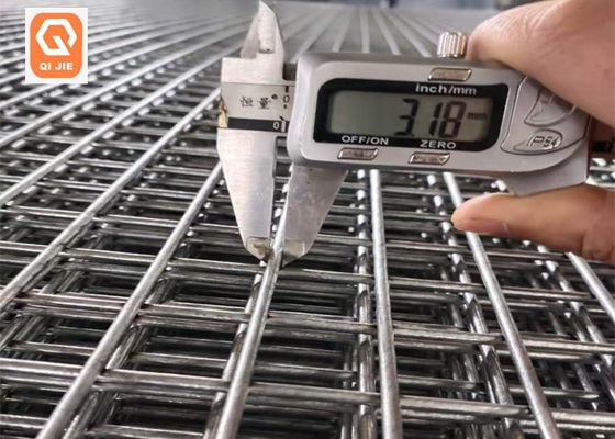 Cuộn lưới thép hàn đục lỗ cho bảng hàng rào mạ kẽm