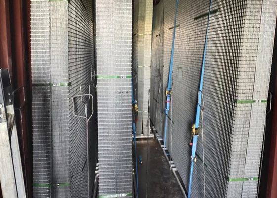 Thép không gỉ 304 316 Lưới hàn mạ kẽm Hình dạng lỗ vuông