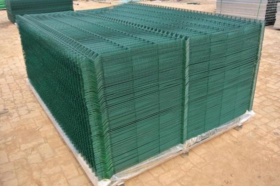 Trụ vuông hàng rào sắt cong 4mm sân vườn 50x200mm