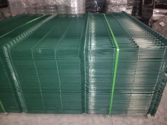 Tấm thẳng hàng rào kim loại cong sơn tĩnh điện Lưới tam giác uốn cong