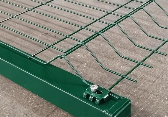 Mạ kẽm trang trí ngoài trời Hàng rào lưới thép hàn 3d cong