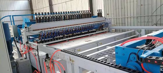 2500mm hàn xây dựng lưới đường dây chéo không gian 50-200mm dây lưới máy hàn