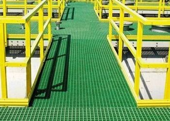 Mái hình vuông 20*20*40 Sợi thủy tinh / FRP đúc lưới chống ăn mòn cường độ cao
