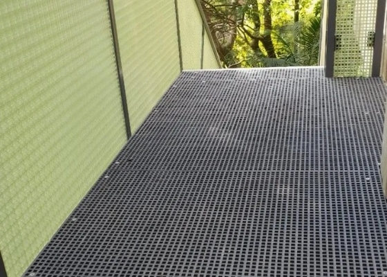 38mm Độ dày FRP Pultruded Grating với bề mặt Gritted và Bolt Cài đặt
