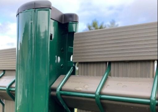 Thiết kế 3d 60x60mm Curved Metal hàng rào cho vườn