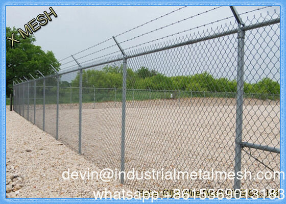 9 Gauge Galvanized Diamond Wire Mesh/PVC Plastic Vinyl Cyclone Chain Link Fence cho đường cao tốc đường sắt tạm thời